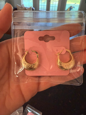 Vintage Gold Bucket Hoop Earrings