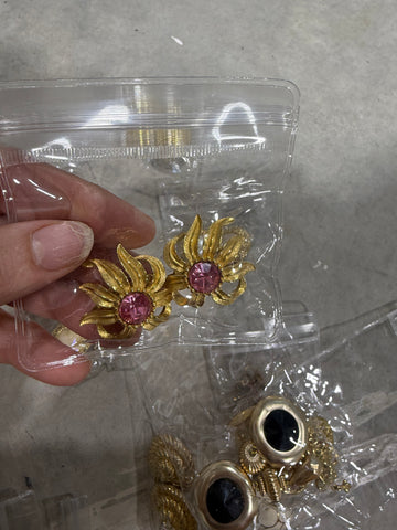 Vintage Trifari Gold Flower Clip On Earrings Pink Rhinestones