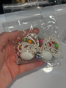 Vintage Miami White with colorful Accent Seed Bead Clip On Earrings
