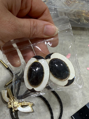 Vintage Large Heavy Black and White Acrylic Clip Ons Earrings
