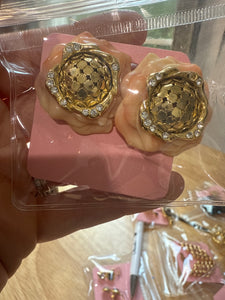 Vintage Pink Acrylic Flower Post Earrings With Gold Mesh Center