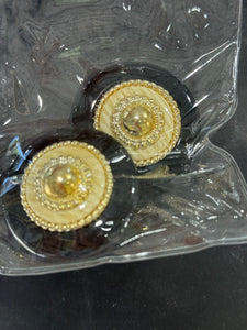 Vintage Gold and Black Round Clip On Earrings