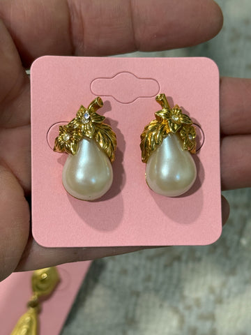 Vintage Gold Avon Pearl and CZ Pear Post Stud Earrings