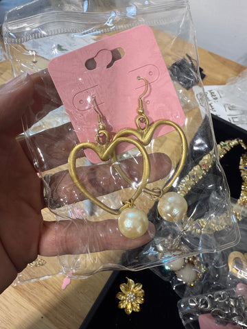 Vintage Gold Heart With Pearl Drop Earring