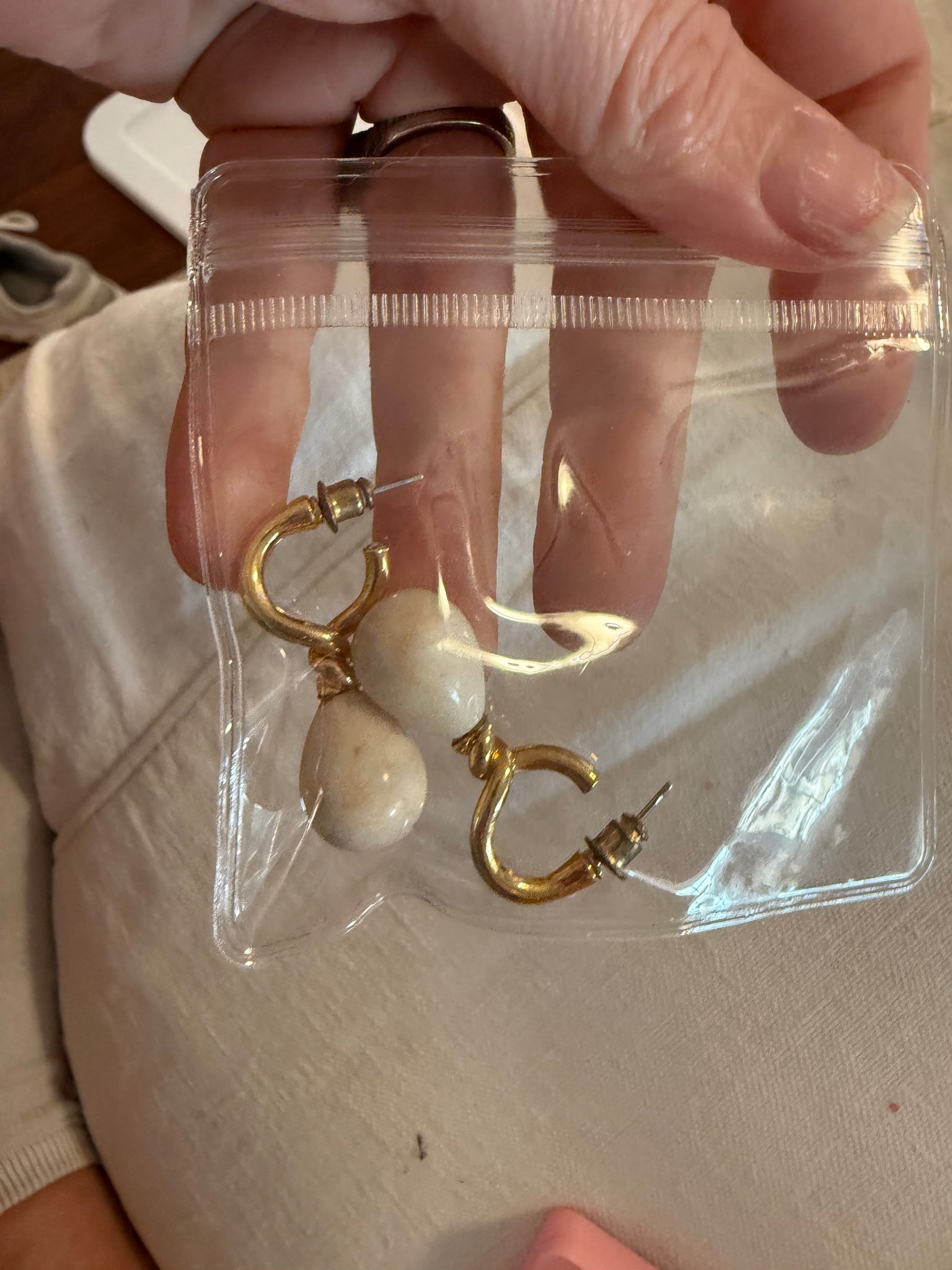 Vintage Gold Cream Stone Drop Post Earrings