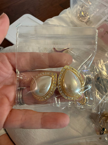 Vintage Roman Gold Pearl Tear Drop Post Earrings