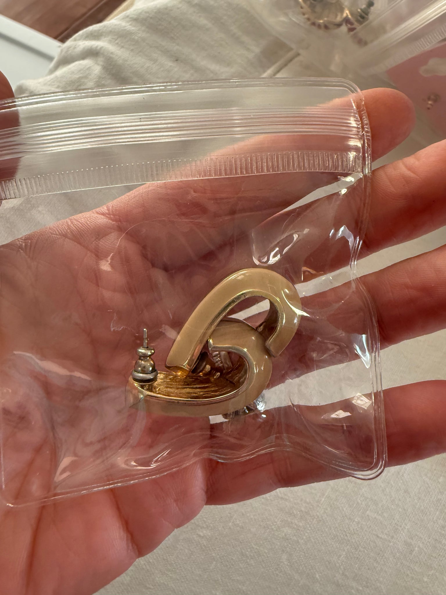 Vintage Tan And Gold Hoops Stine Earrings
