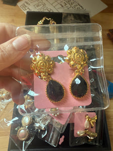 Vintage Matte Gold and Black Dangle Clip On Earrings